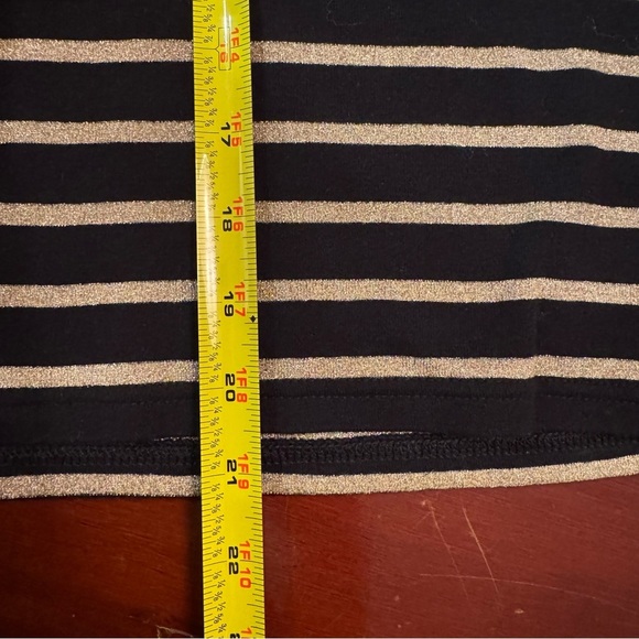 Lauren Ralph Lauren Petite Black Gold Metallic Stripes Short Sleeves Size PS - Picture 9 of 10